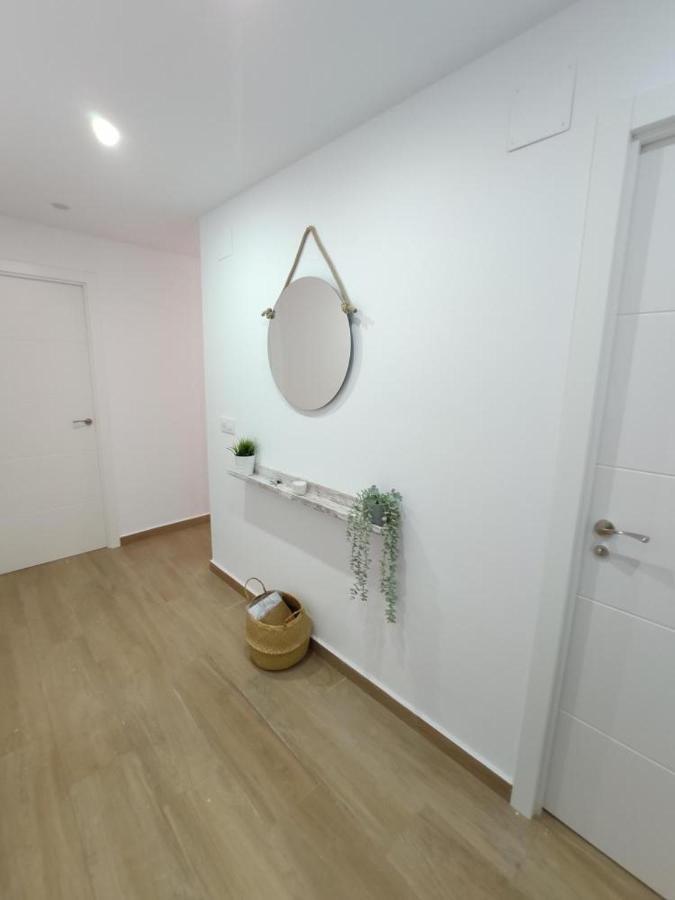Piso 3 dormitorios renovado centro urbano Dénia Exterior foto